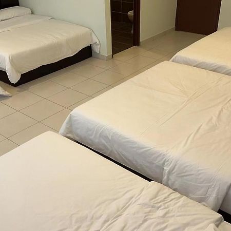 The Glorious Straits Hotel Malacca Buitenkant foto