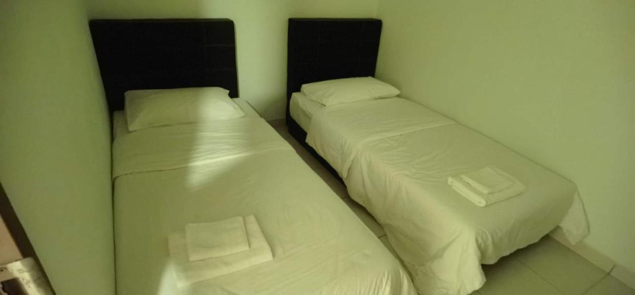 The Glorious Straits Hotel Malacca Buitenkant foto