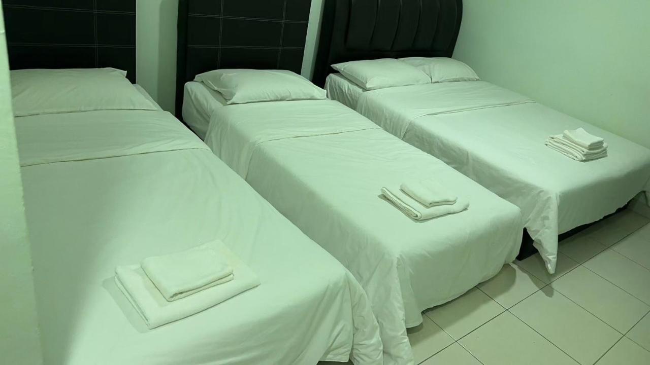 The Glorious Straits Hotel Malacca Buitenkant foto